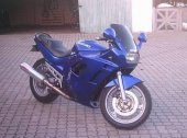 1995 Suzuki GSX 600 FS photo